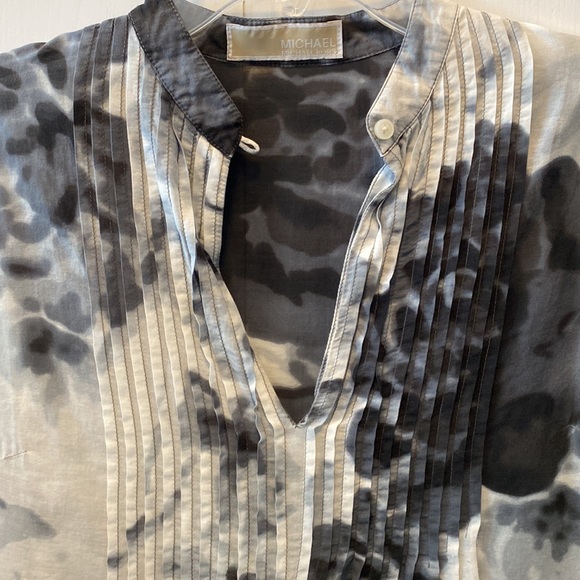 Michael Kors tunic - Picture 2 of 3